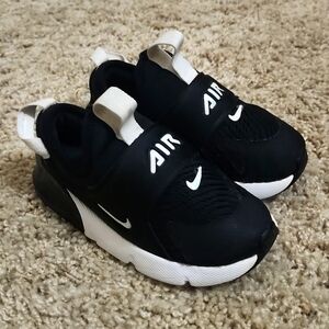 Nike Kids Air Max 270 Extreme Sneakers. Size10c. Slip On/Lightweight GREAT COND!